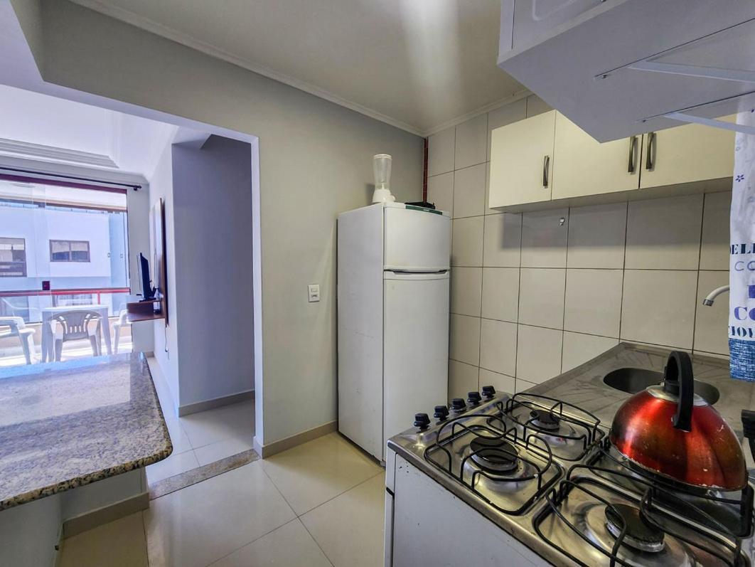 Apto El Shadday 301 Cento E Cinquenta Metros Do Mar Bombinhas Exterior photo